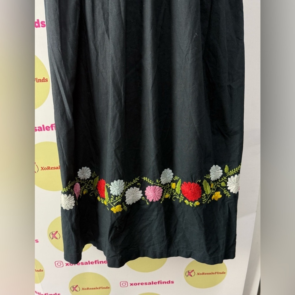 Embroidered Navy Floral Maxi Dress - Picture 3 of 6